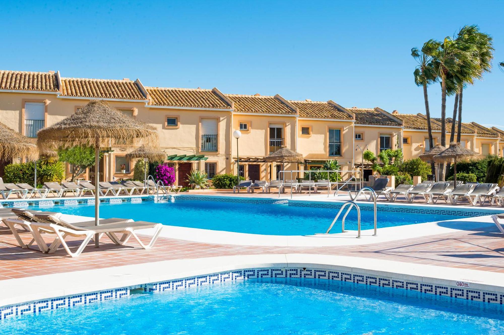 Appart hôtel Ramada & By Wyndham Costa Del Sol 3*